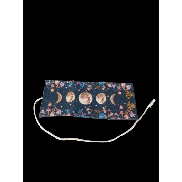 Celestial Moon Floral Tarot Card Holder Trifold Cord - Picture 10 of 13